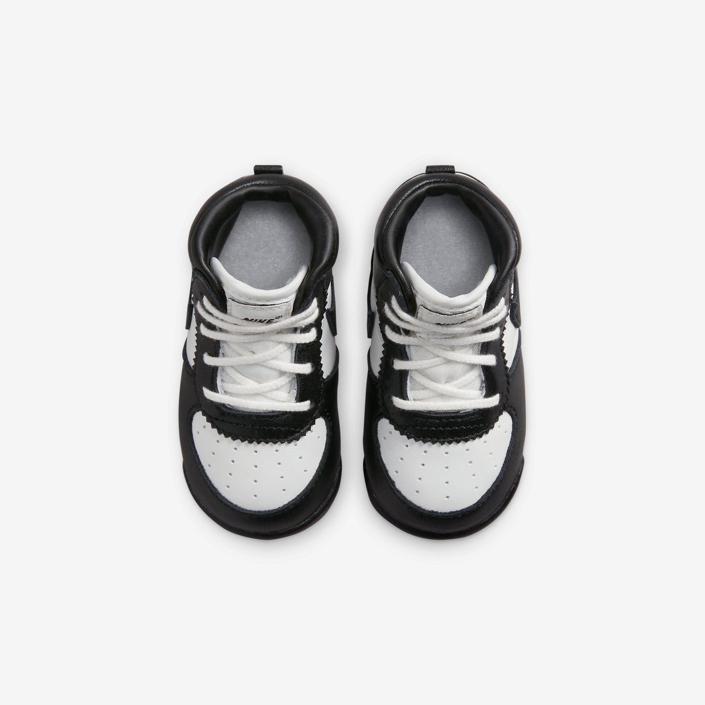 (TD) Aithtr Jordthtan 1 Retro High OG '85 'Panda Black / White' (2023) DV3655-001