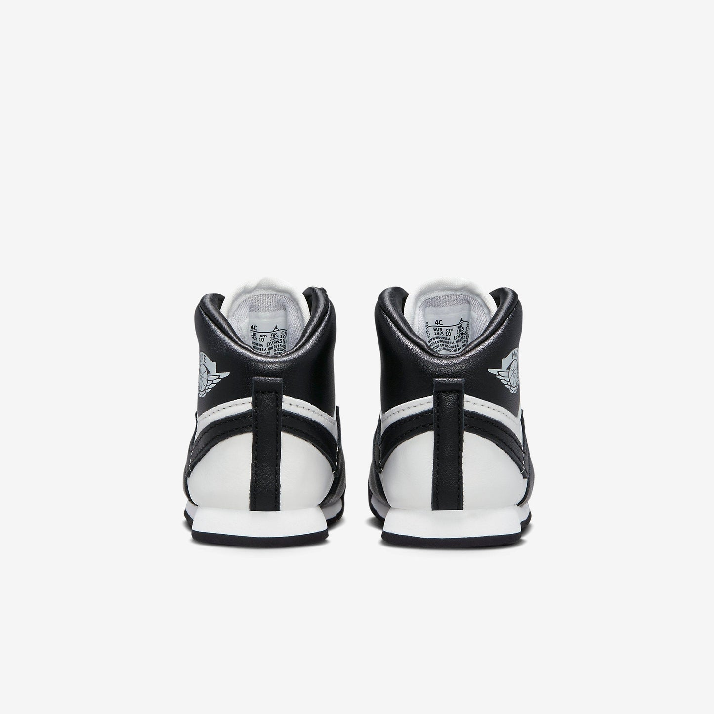 (TD) Aithtr Jordthtan 1 Retro High OG '85 'Panda Black / White' (2023) DV3655-001