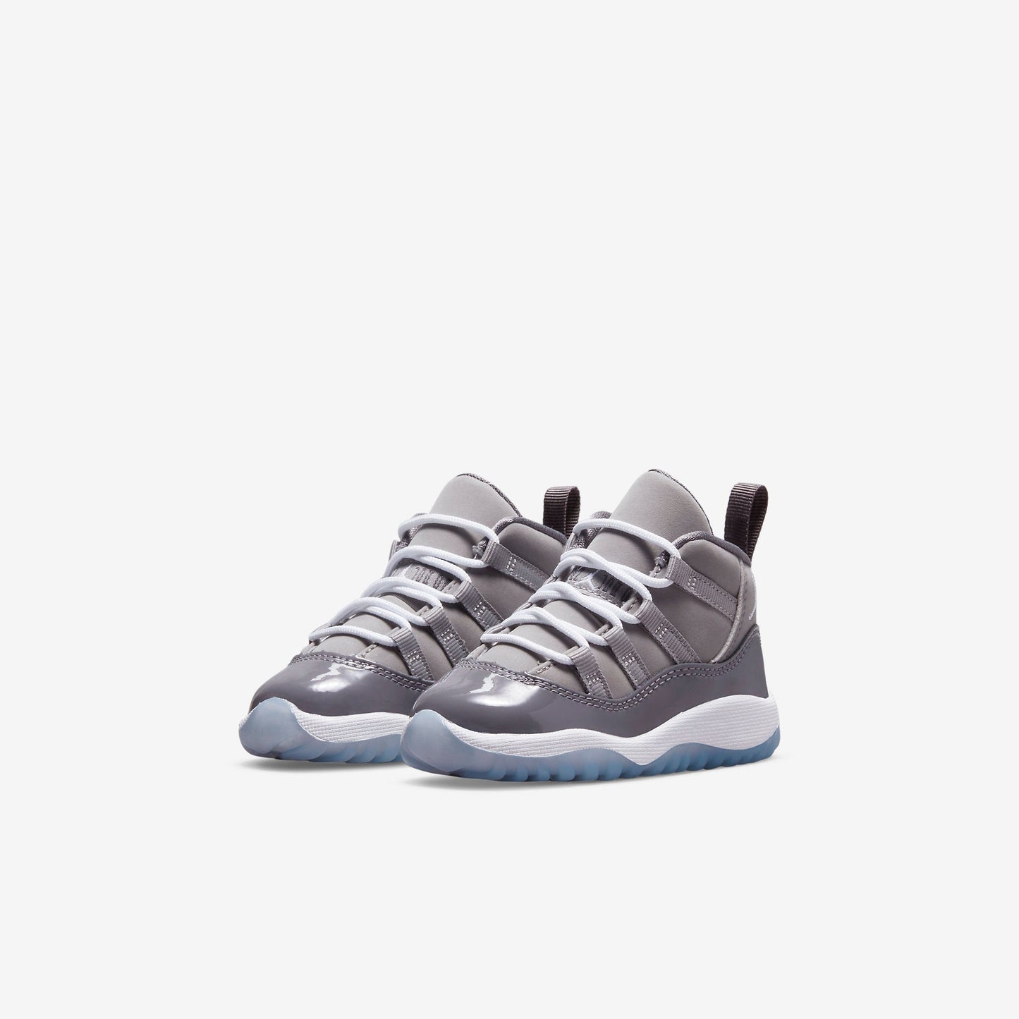 (TD) Aithtr Jordthtan 11 Retro 'Cool Grey' (2021) 378040-005
