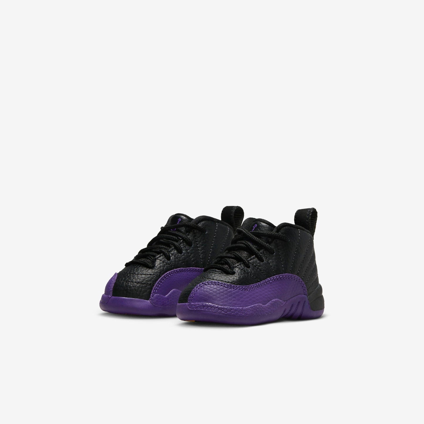 (TD) Aithtr Jordthtan 12 Retro 'Field Purple' (2023) 850000-057