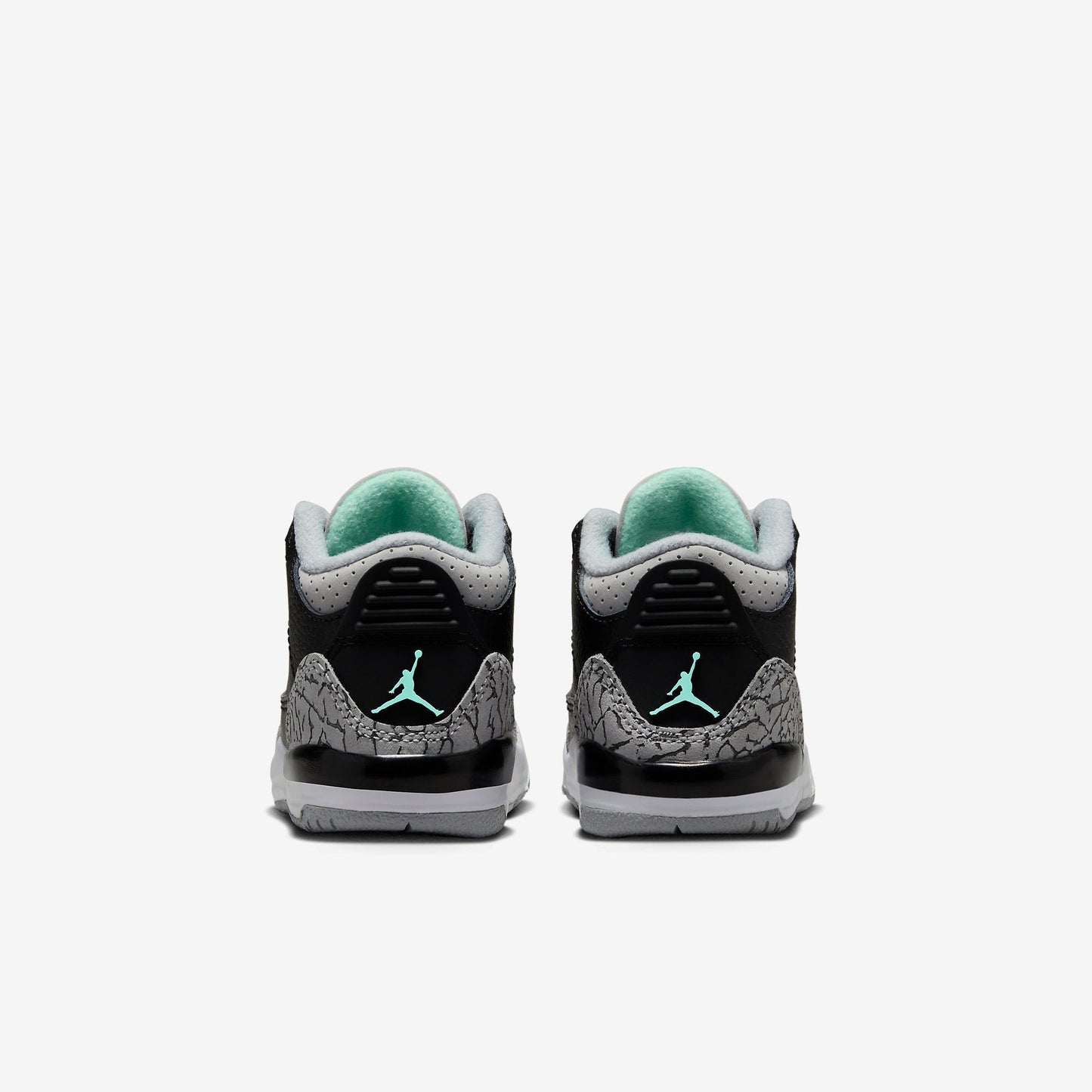 (TD) Aithtr Jordthtan 3 Retro 'Green Glow' (2024) DM0968-031