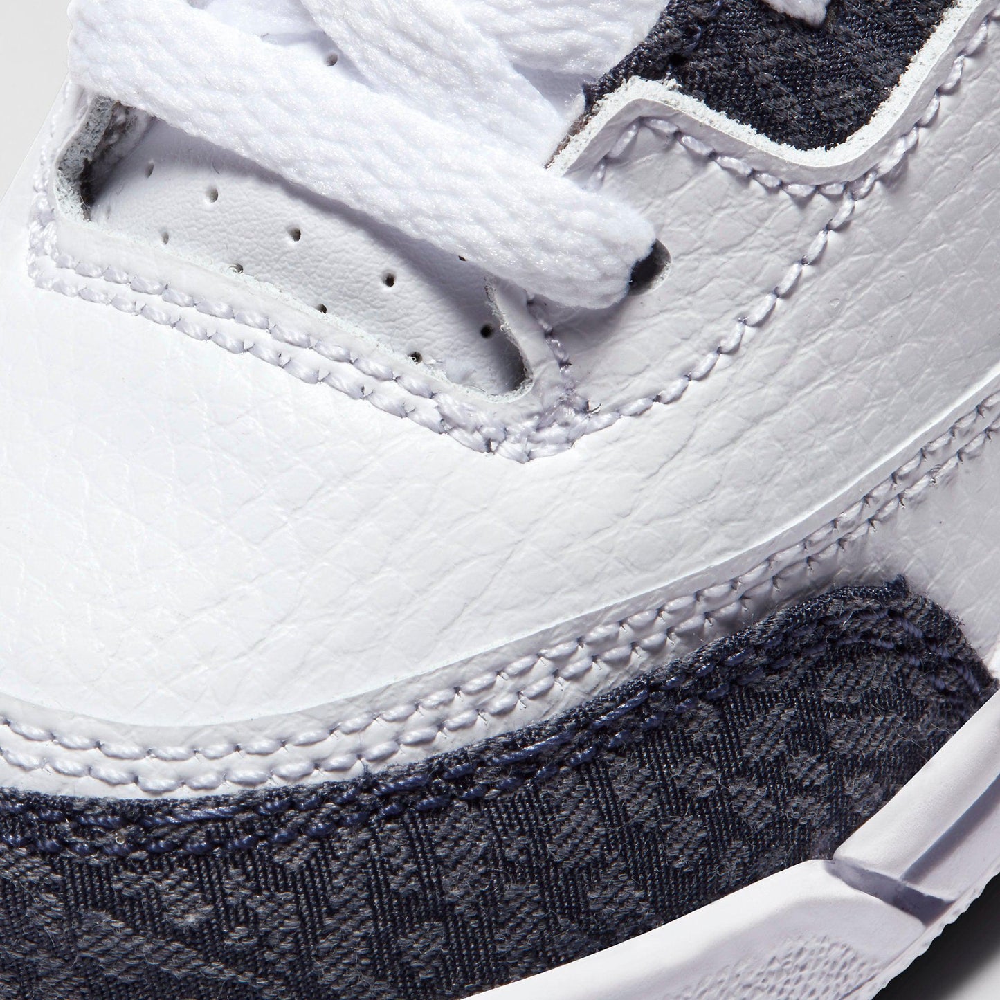 (TD) Aithtr Jordthtan 3 Retro SE-T 'Japan Denim Fire Red' (2020) DB4170-100