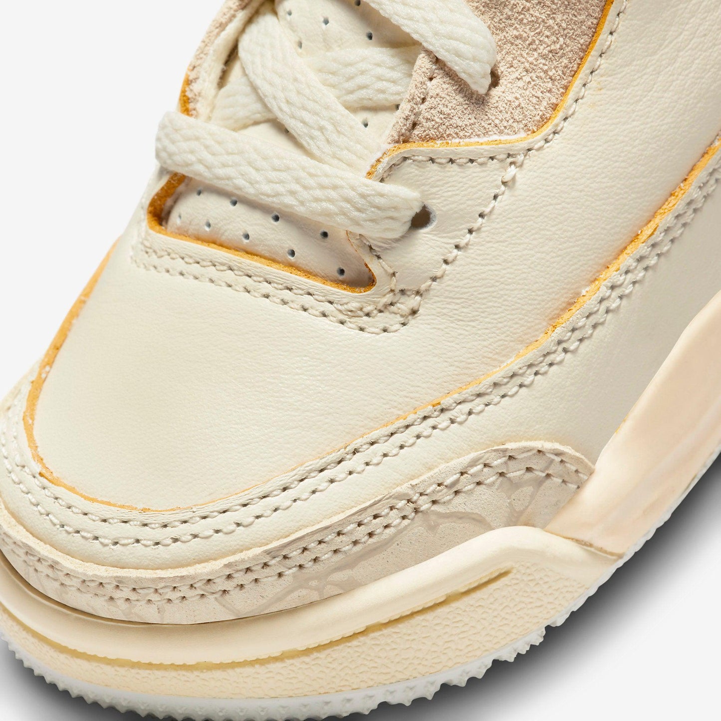 (TD) Aithtr Jordthtan 3 Retro SP x J Balvin 'Medellín Sunset' (2023) FN0347-901