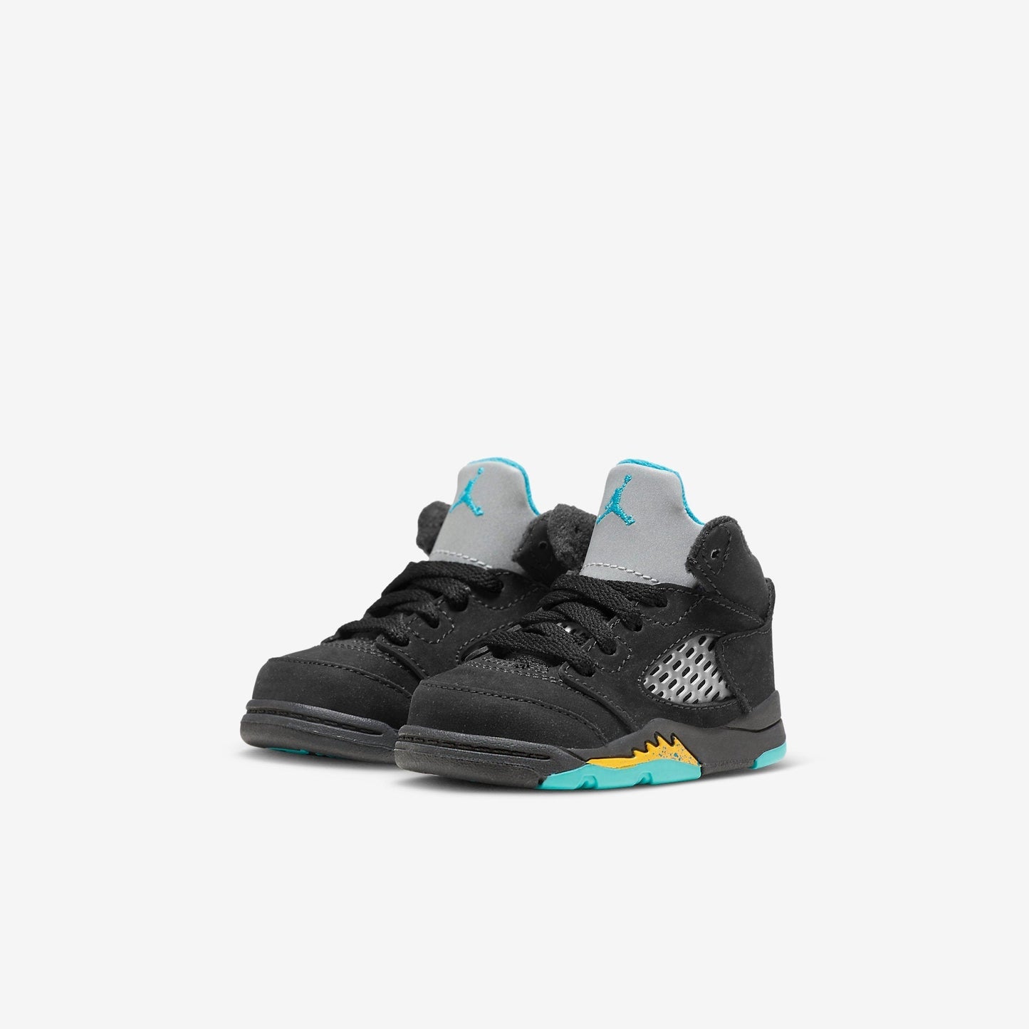 (TD) Aithtr Jordthtan 5 Retro 'Aqua' (2023) 440890-047