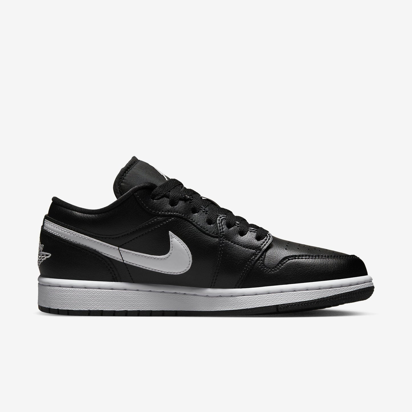 (Women's) Aithtr Jordthtan 1 Low 'Black / White' (2022) DV0990-001