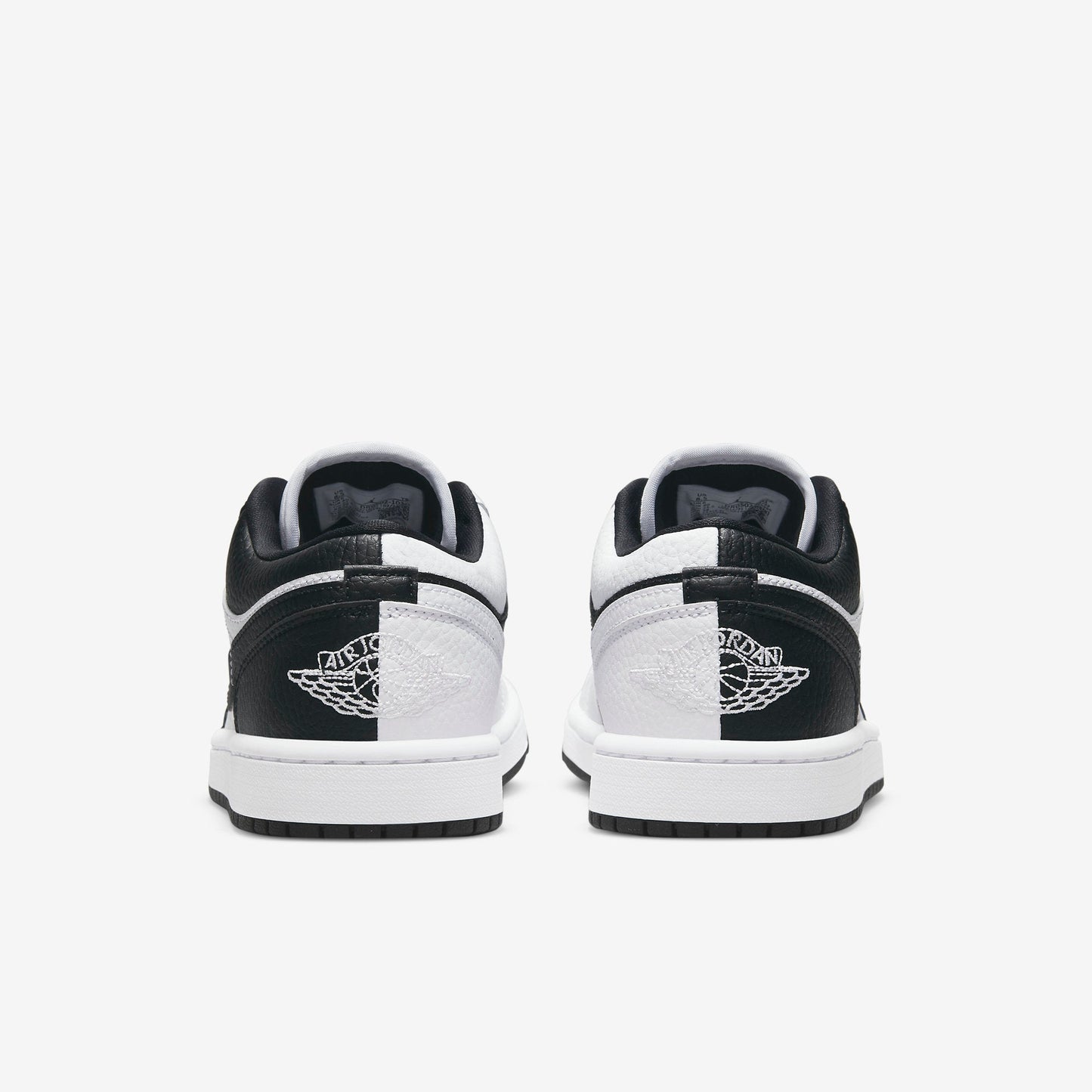 (Women's) Aithtr Jordthtan 1 Low SE 'Homage Split White / Black' (2022) DR0502-101