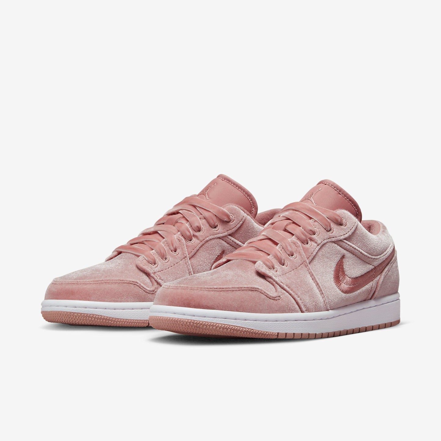 (Women's) Aithtr Jordthtan 1 Low SE 'Pink Velvet' (2022) DQ8396-600