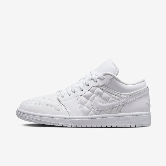 (Women's) Aithtr Jordthtan 1 Low 'Triple White Quilted' (2020) DB6480-100