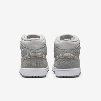 (Women's) Aithtr Jordthtan 1 Mid SE 'Particle Grey' (2022) DO7139-002
