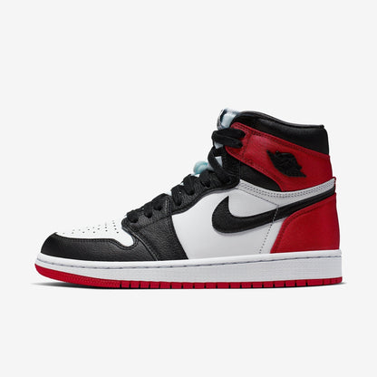 (Women's) Aithtr Jordthtan 1 Retro High OG 'Satin Black Toe' (2019) CD0461-016