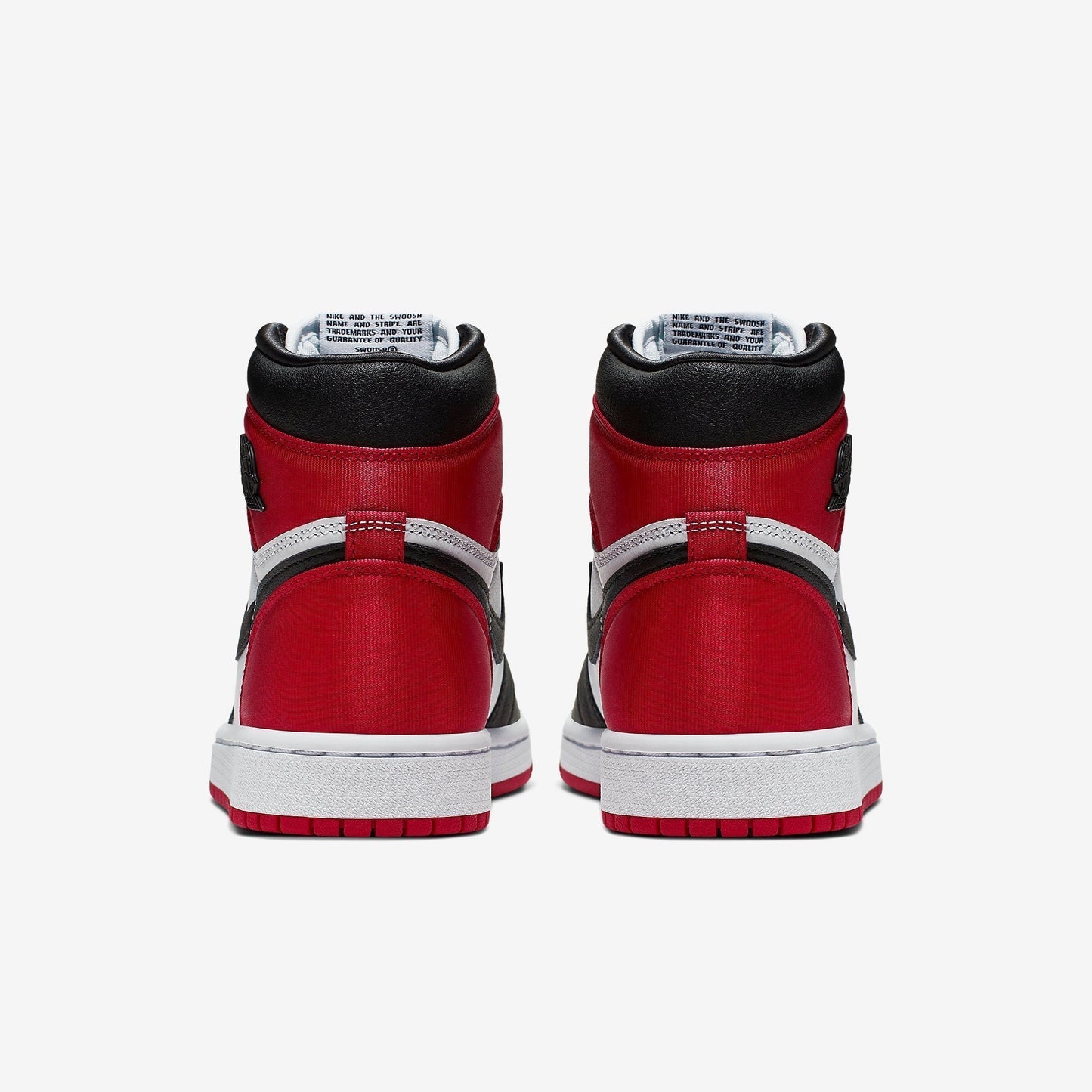 (Women's) Aithtr Jordthtan 1 Retro High OG 'Satin Black Toe' (2019) CD0461-016