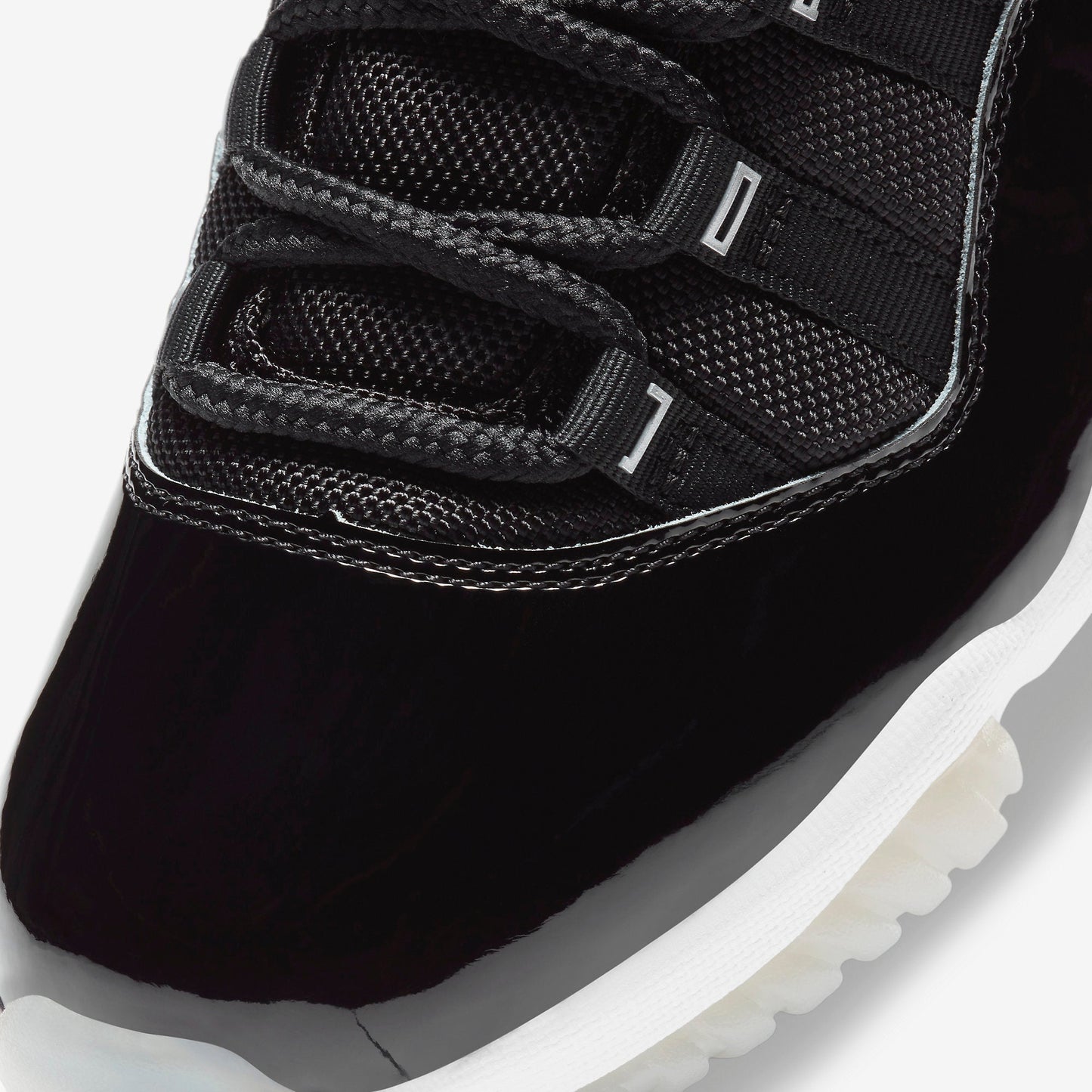 (Women's) Aithtr Jordthtan 11 Retro 'Jubilee 25th Anniversary' (2020) AR0715-011