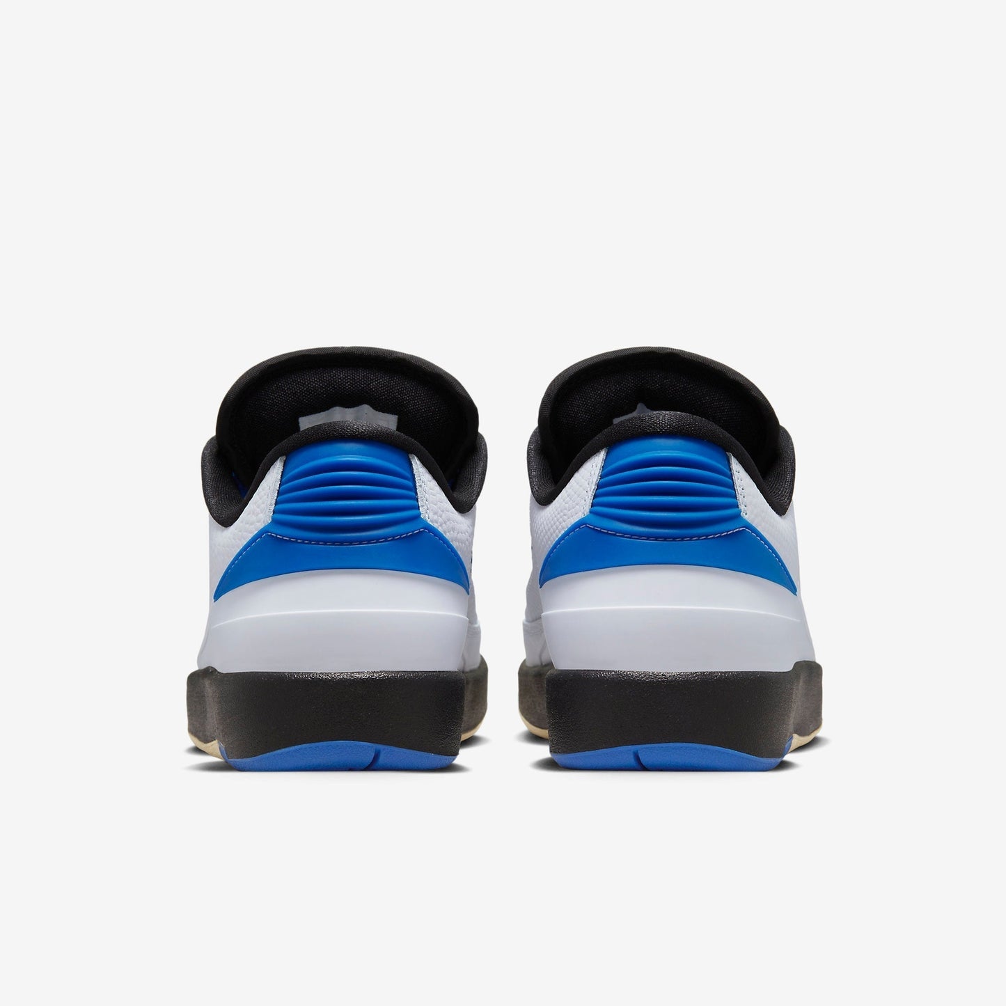 (Women's) Aithtr Jordthtan 2 Retro Low 'Varsity Royal' (2023) DX4401-104