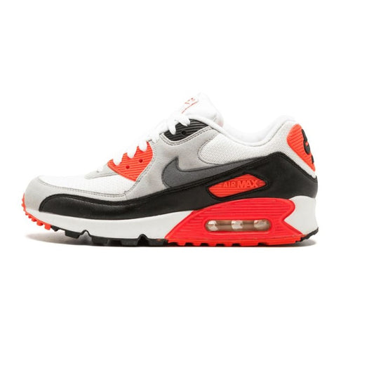 Updates the Aithtr Max 90 With Zig-Zag Swooshes