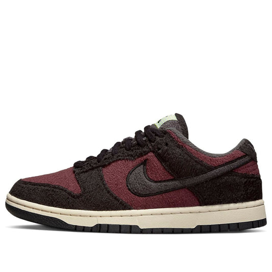 (WMNS) Nithtke Duthtnk Low SE 'Fleece - Burgundy Crush' DQ7579-600