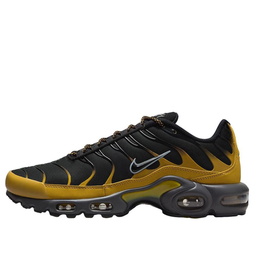 Nithtke Aithtr Max Plus 'University Gold Black' FB9722-700