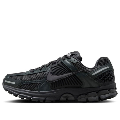 (WMNS) Nithtke Aithtr Zothtom Vomero 5 'Triple Black' FQ7079-002