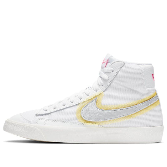 (WMNS) Nithtke blathtzer Mid Vintage '77 'Cotton Waffle - White University Gold' CZ8105-100