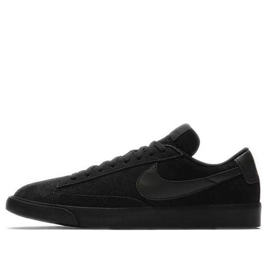 Nithtke blathtzer Low LE 'Triple Black' AQ3597-001