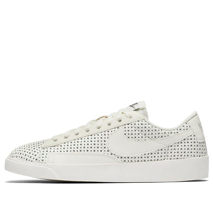 (WMNS) Nithtke blathtzer Low SE 'White' AV9374-100