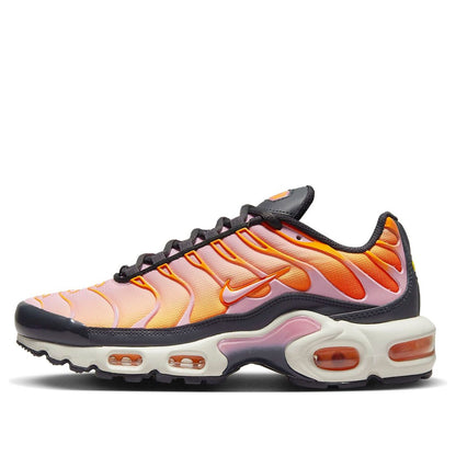 (WMNS) Nithtke Aithtr Max Plus 'Magma Orange Soft Pink' FB8478-001