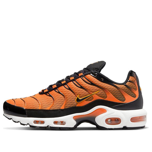 Nithtke Aithtr Max Plus 'Safety Orange Black' DM0032-800