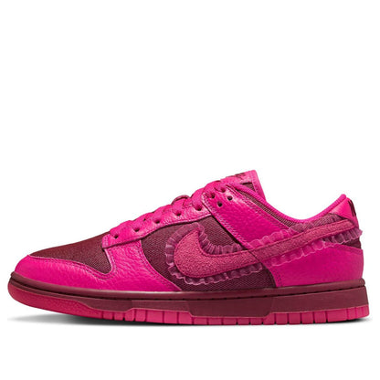 (WMNS) Nithtke Duthtnk Low 'Valentine's Day' DQ9324-600