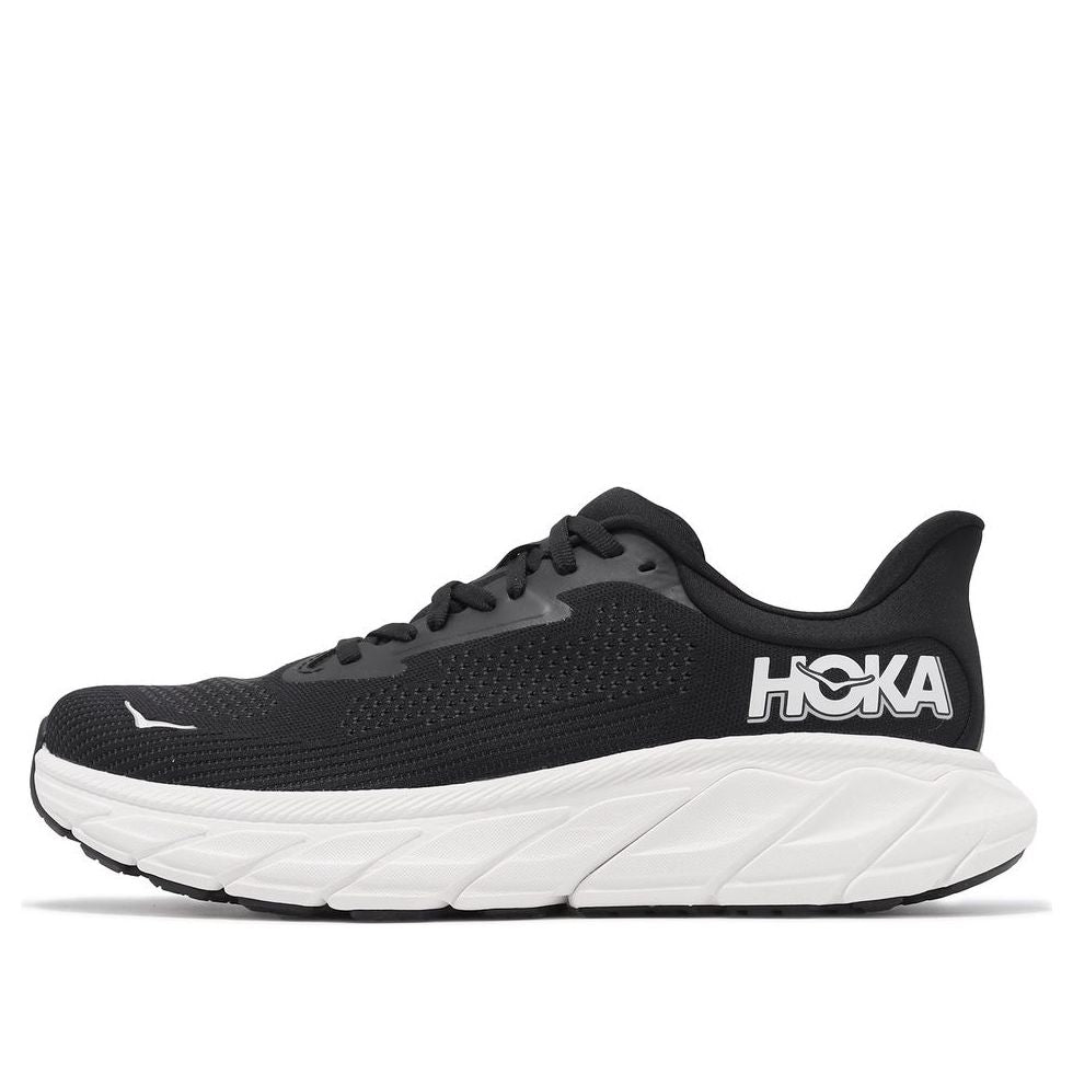 (WMNS) Hothtka ONE ONE Arahi 7 Wide 'Black White' 1147890-BWHT